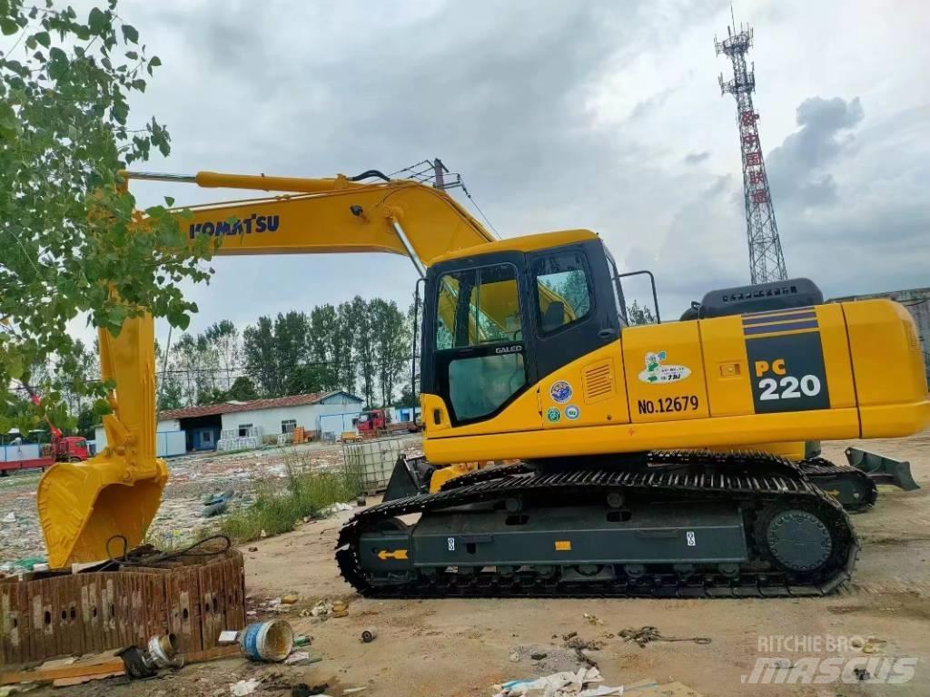 Komatsu PC 220 Pelle sur chenilles