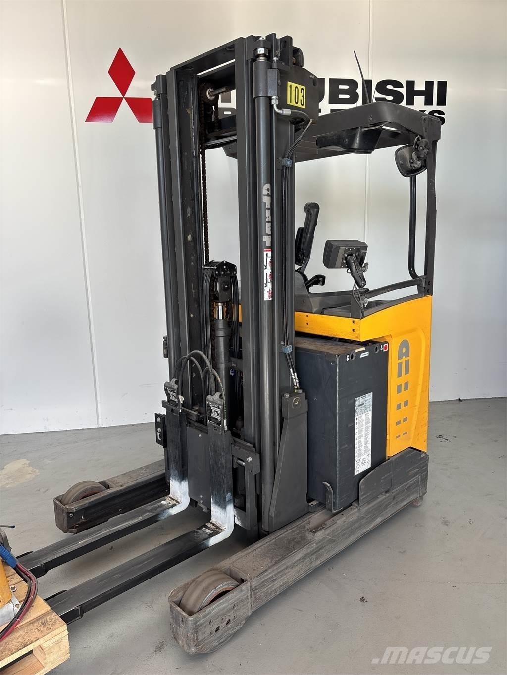 Atlet UMS200 Chariot à mât rétractable