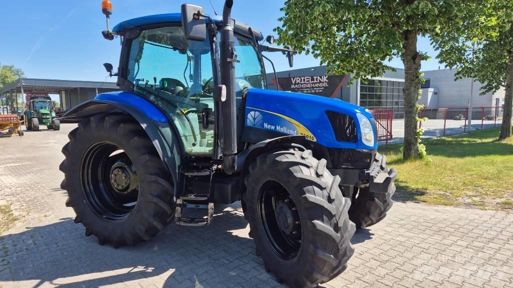 New Holland T 6010 Tracteur