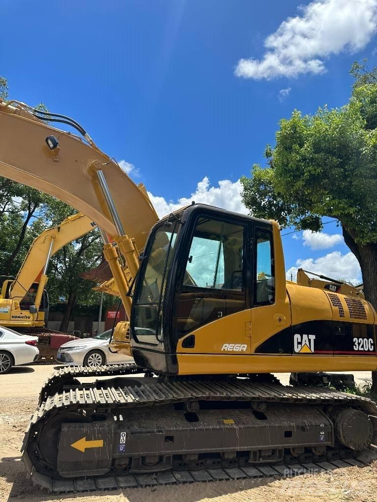 CAT CAT320C Midi excavators  7t - 12t