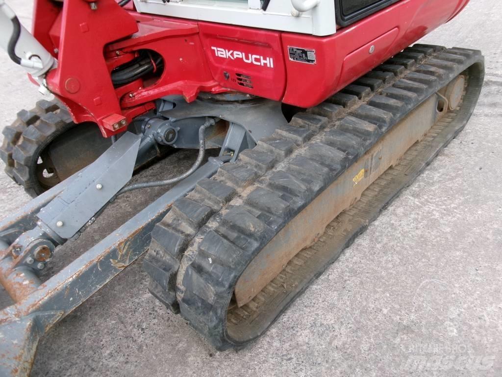 Takeuchi TB235-2 Mini pelle < 7t