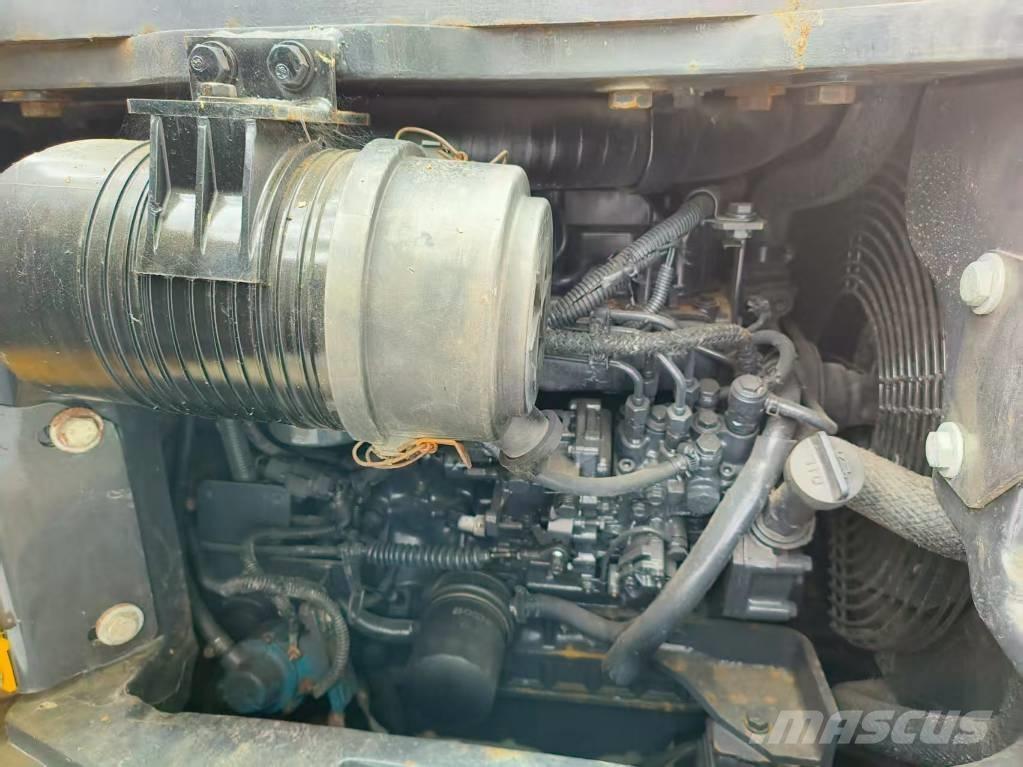 Komatsu PC 40 MR Mini pelle < 7t