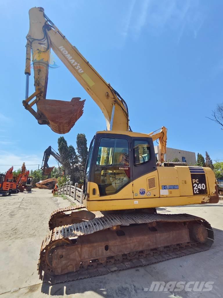 Komatsu pc240lc-7 Pelle sur chenilles