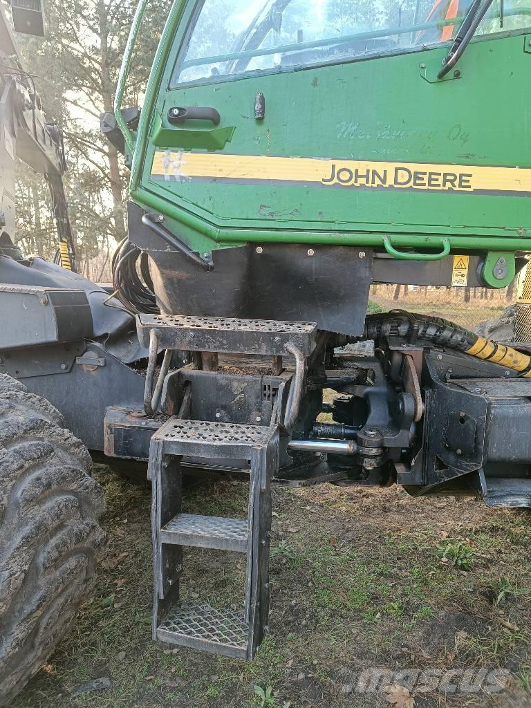 John Deere 1270 D Abatteuse