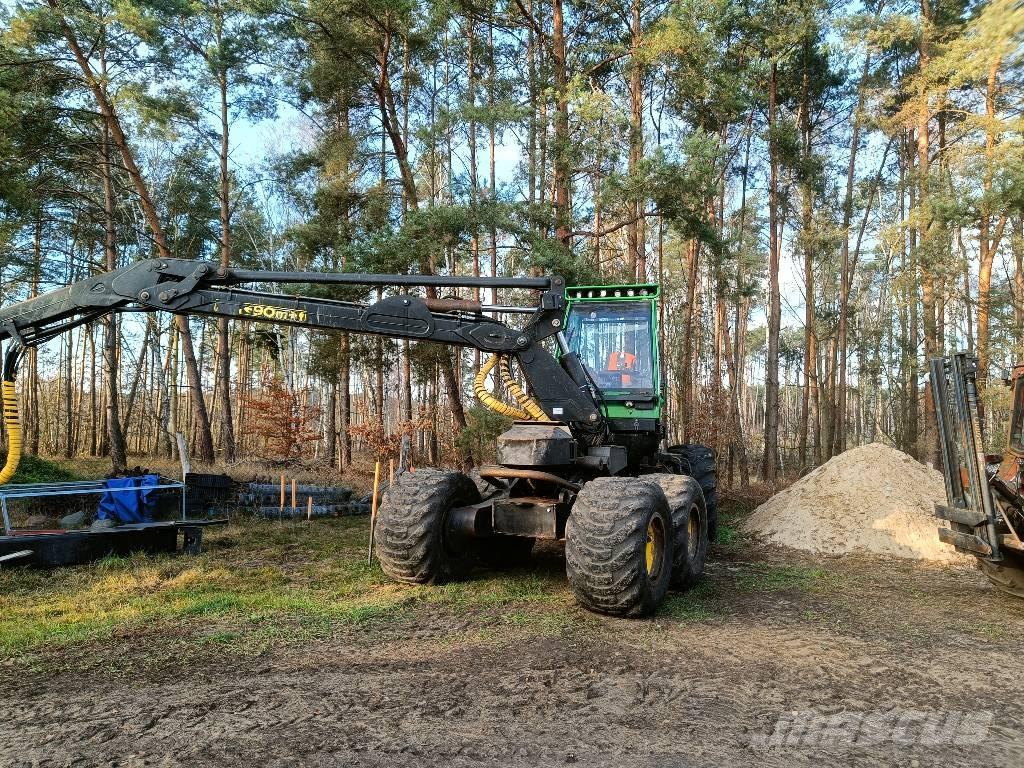 John Deere 1270 D Abatteuse