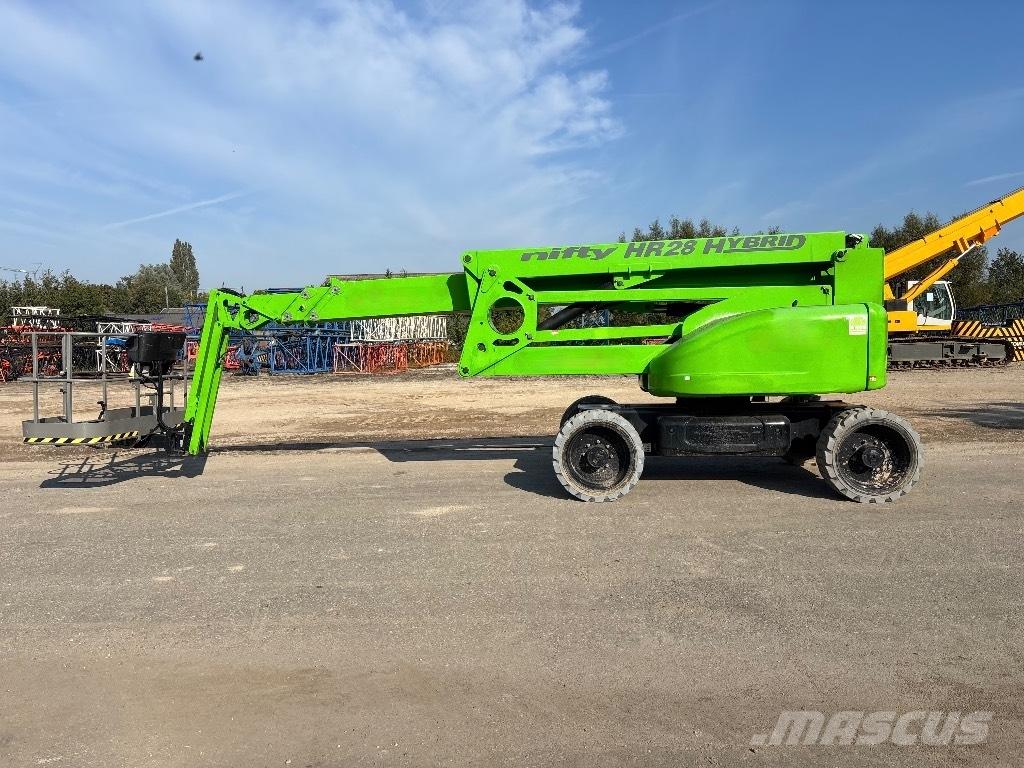 Niftylift HR 28 Nacelles articulées