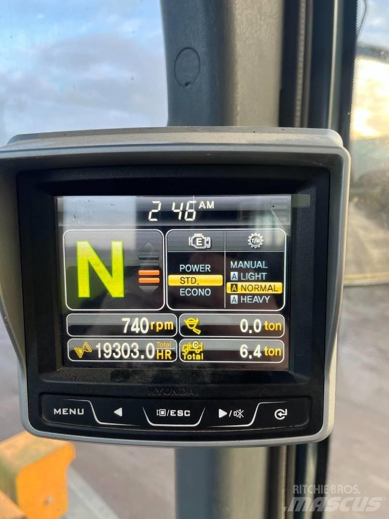 Hyundai HL 760-9 Chargeuse sur pneus