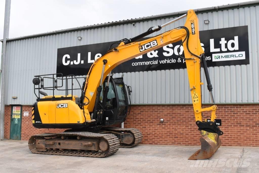 JCB JS 131 LC Pelle sur chenilles