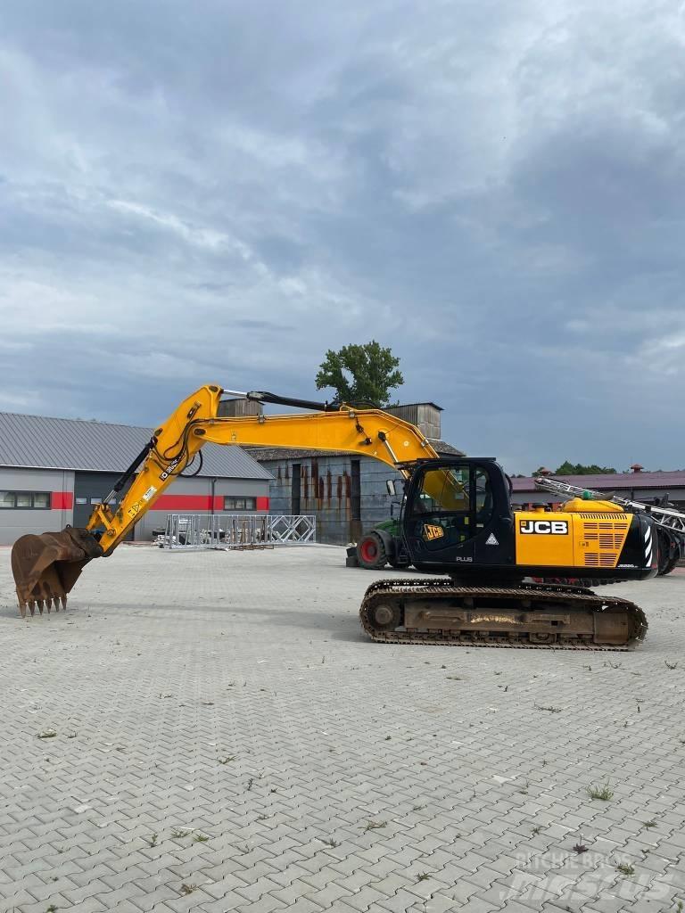 JCB JS 220 LC Pelle sur chenilles