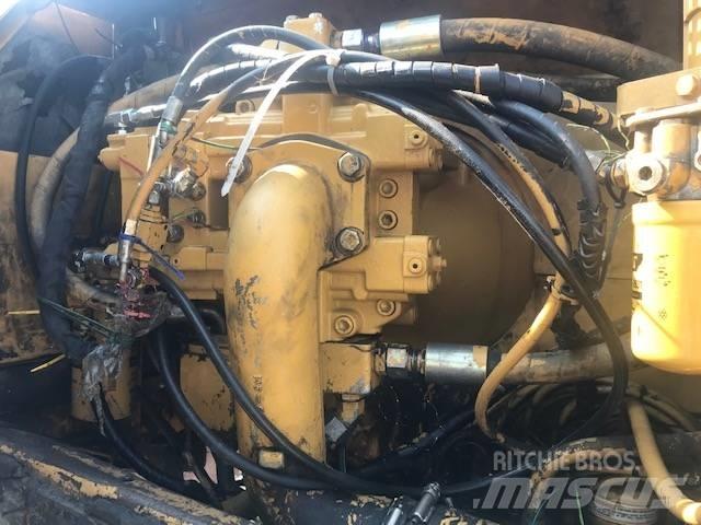 CAT 330 B L Pelle sur chenilles