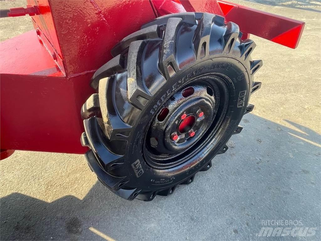 Weidemann 1302 Mini chargeuse