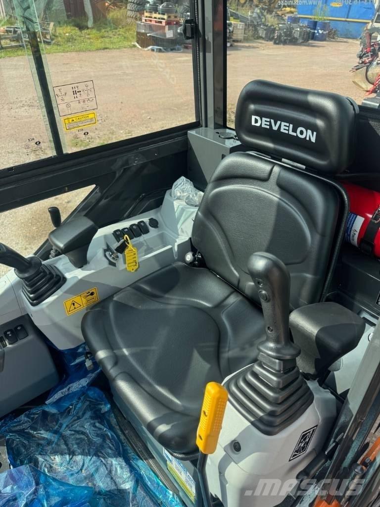 Develon DX 19-7 Mini pelle < 7t