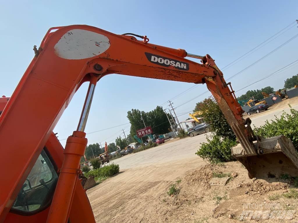 Doosan DH80 Mini pelle < 7t