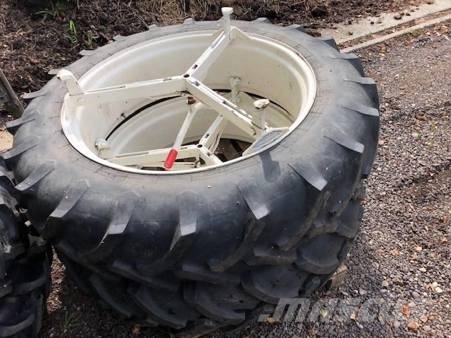 Pirelli 13.6 R38 Pneus, roues et jantes