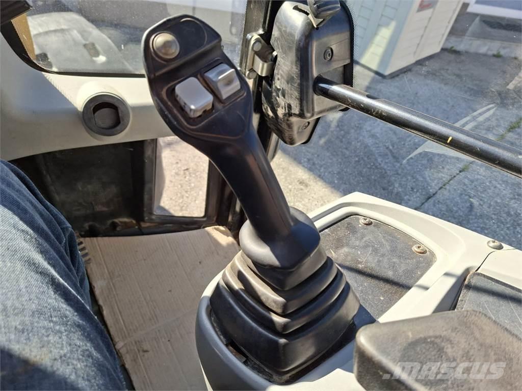 CAT 906H2 Chargeuse sur pneus