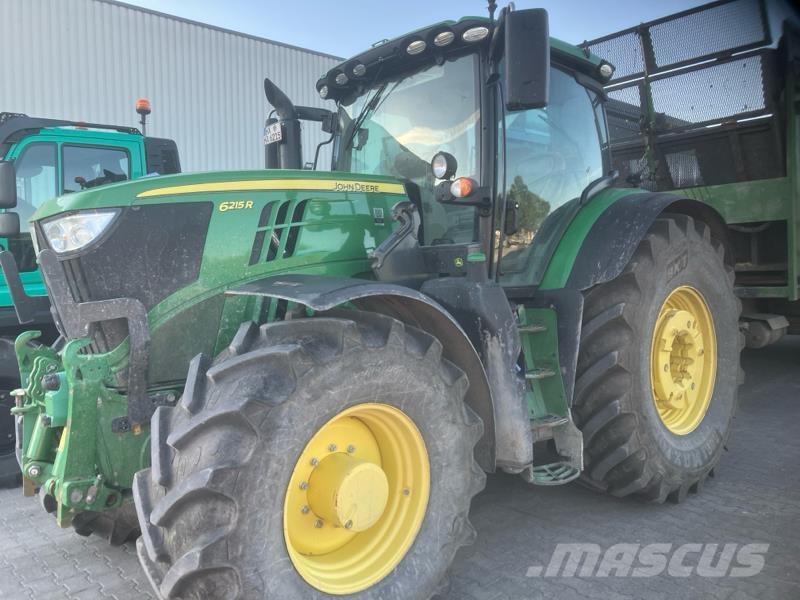 John Deere 6215R Tracteur