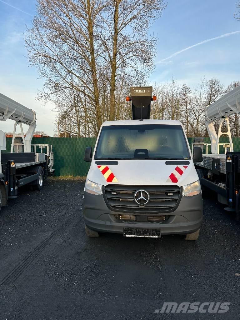 VERSALIFT V-200 Camion nacelle