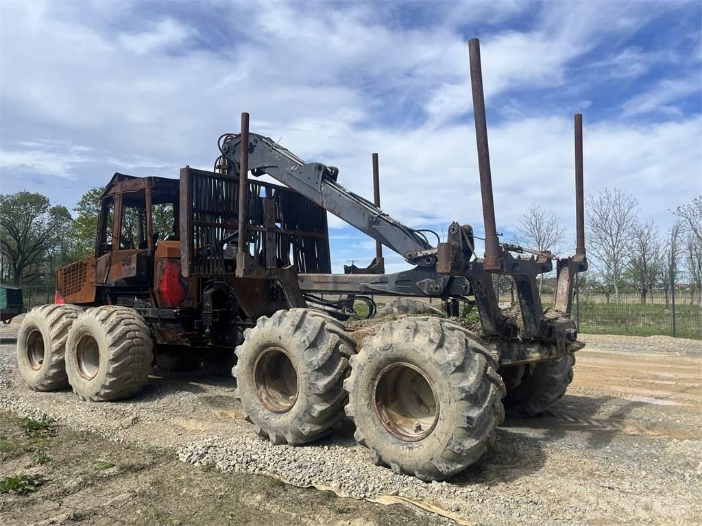 Komatsu 890.3 Abatteuse