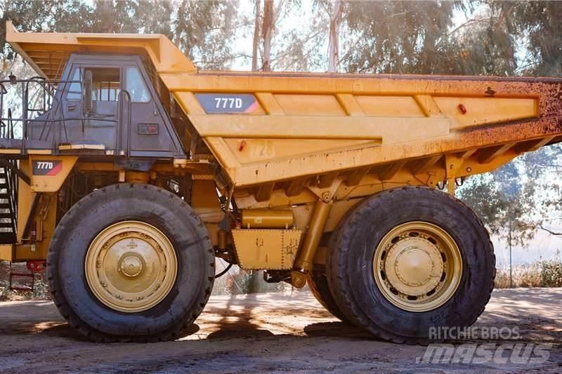 CAT 777D Autre camion