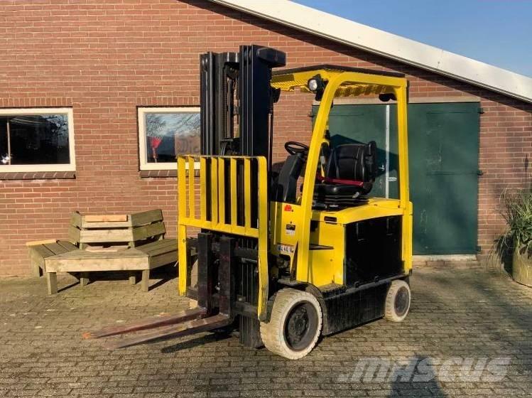 Hyster E 3.0XN Chariots élévateurs électriques