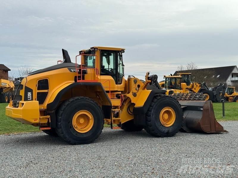 Volvo L 220 H Chargeuse sur pneus