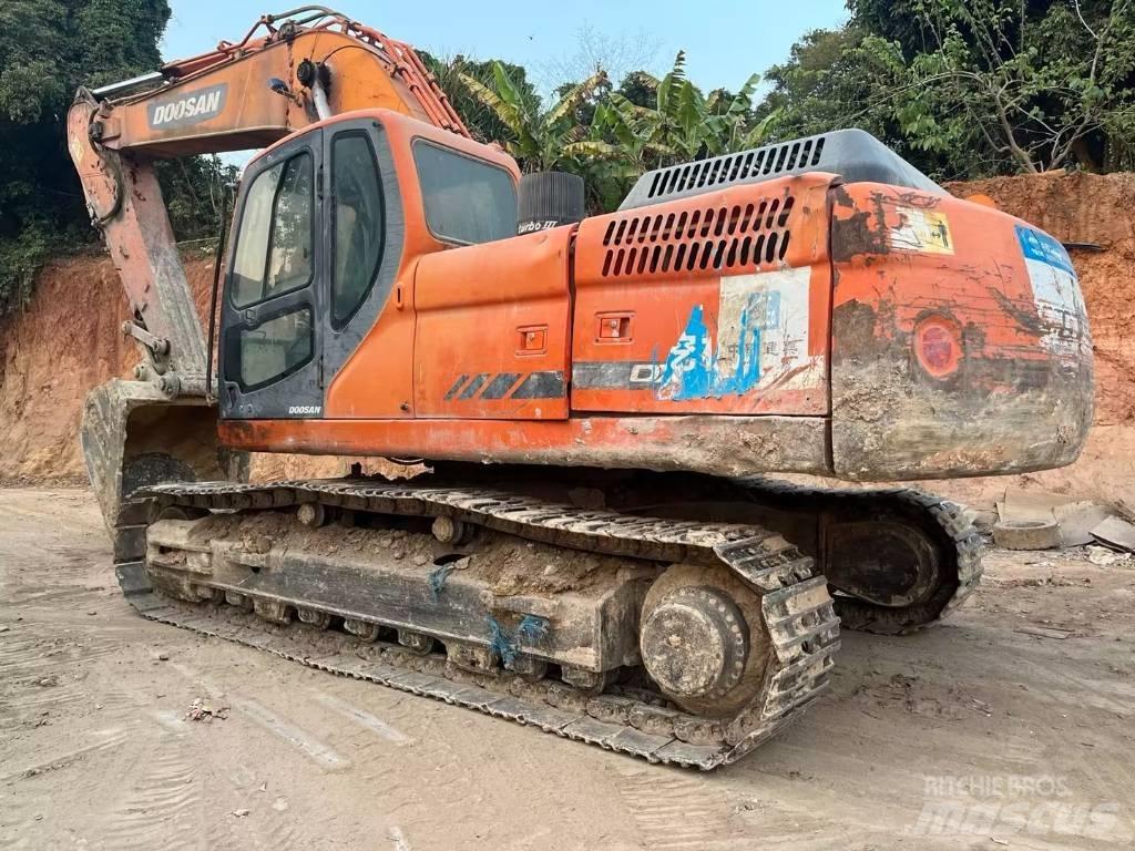 Doosan DX 300 LC Mini pelle < 7t