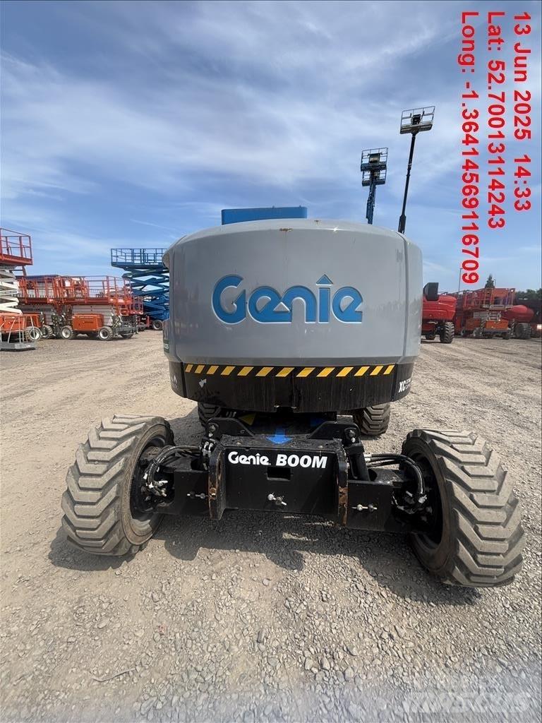 Genie Z45XC Nacelles articulées