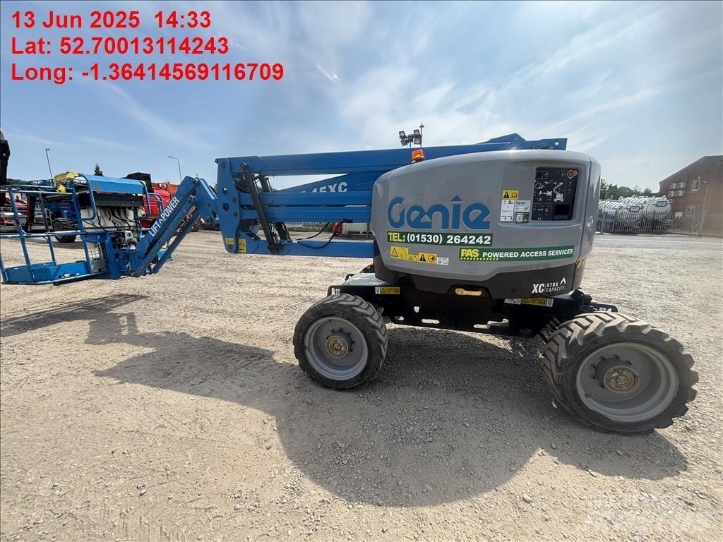 Genie Z45XC Nacelles articulées