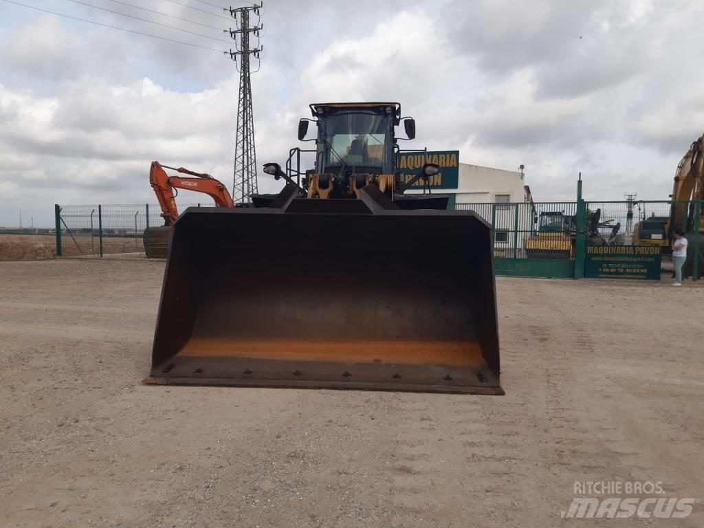 CAT 980 M Chargeuse sur pneus