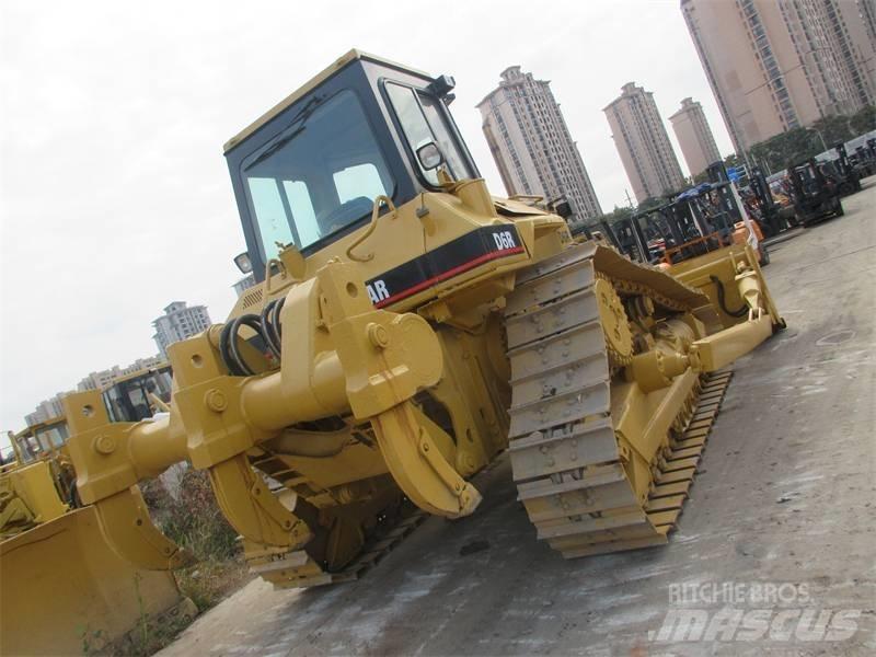 CAT D 6 R Niveleuse