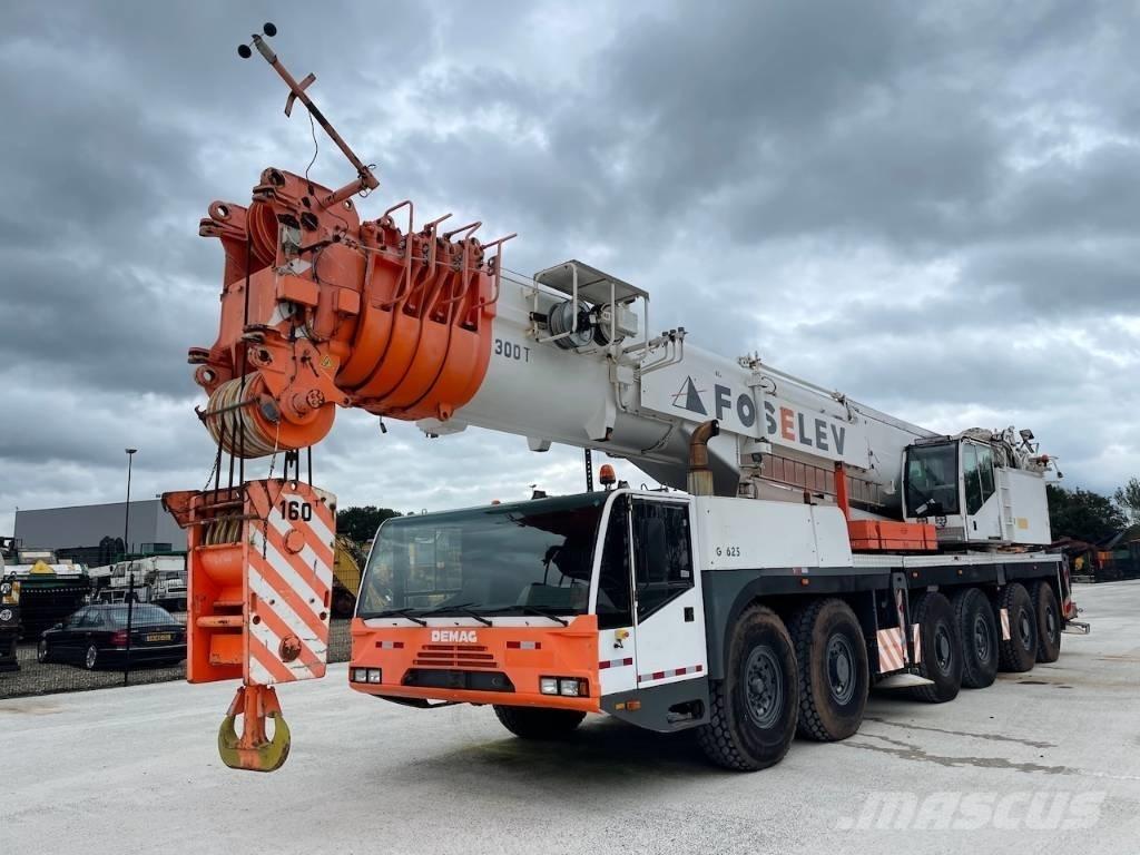 Demag AC 300 Grues tout terrain