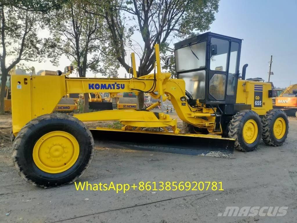 Komatsu GD 655 Niveleuse