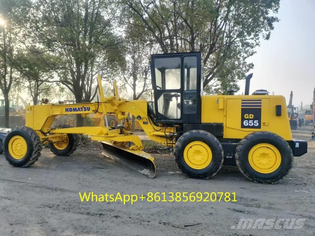 Komatsu GD 655 Niveleuse