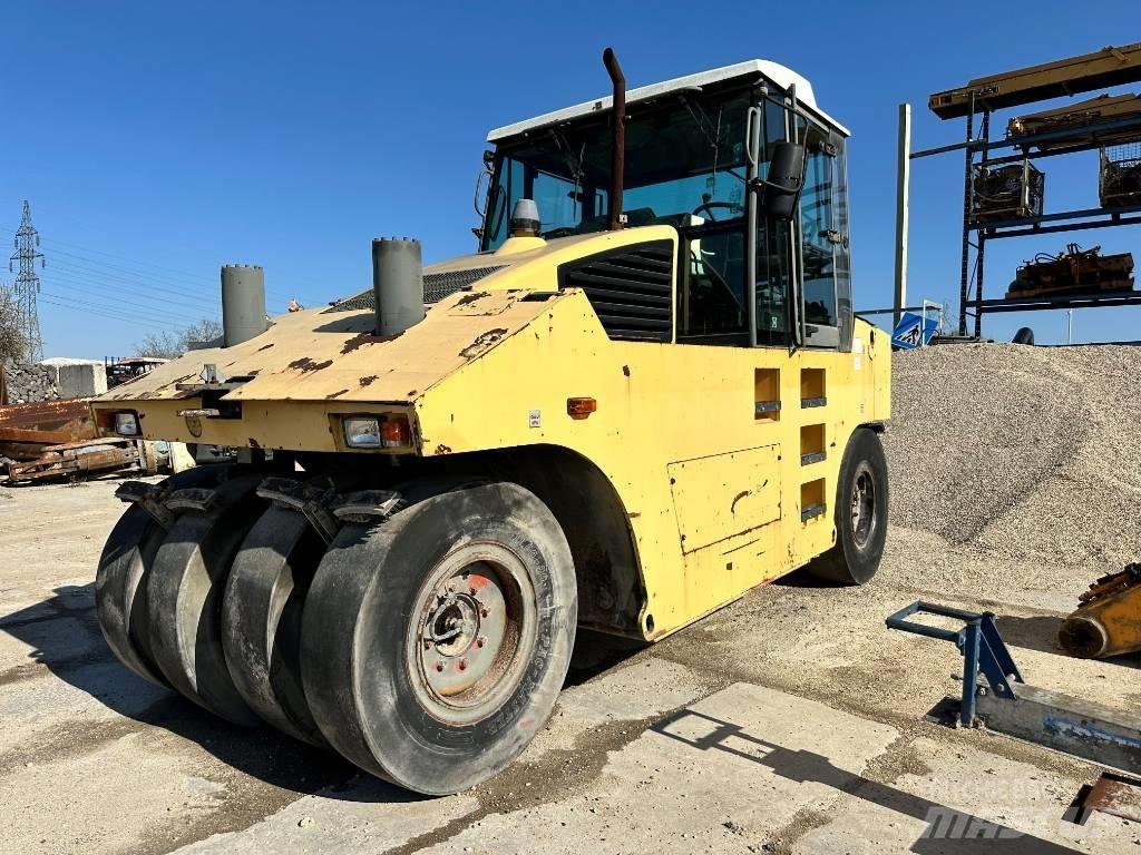 Stavostroj VP 2400 Rouleaux à pneumatiques