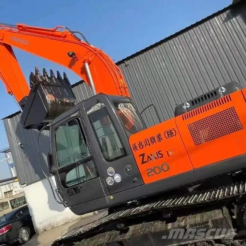 Hitachi ZX 200 Pelle sur chenilles