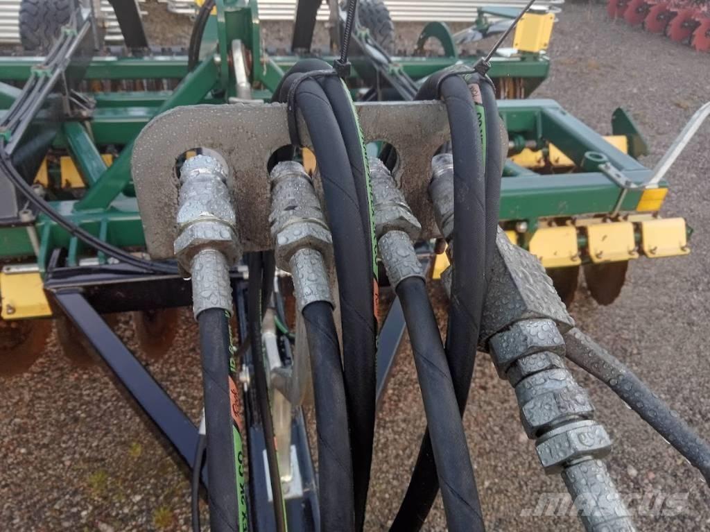 Multiva DM 400 H Crover crop