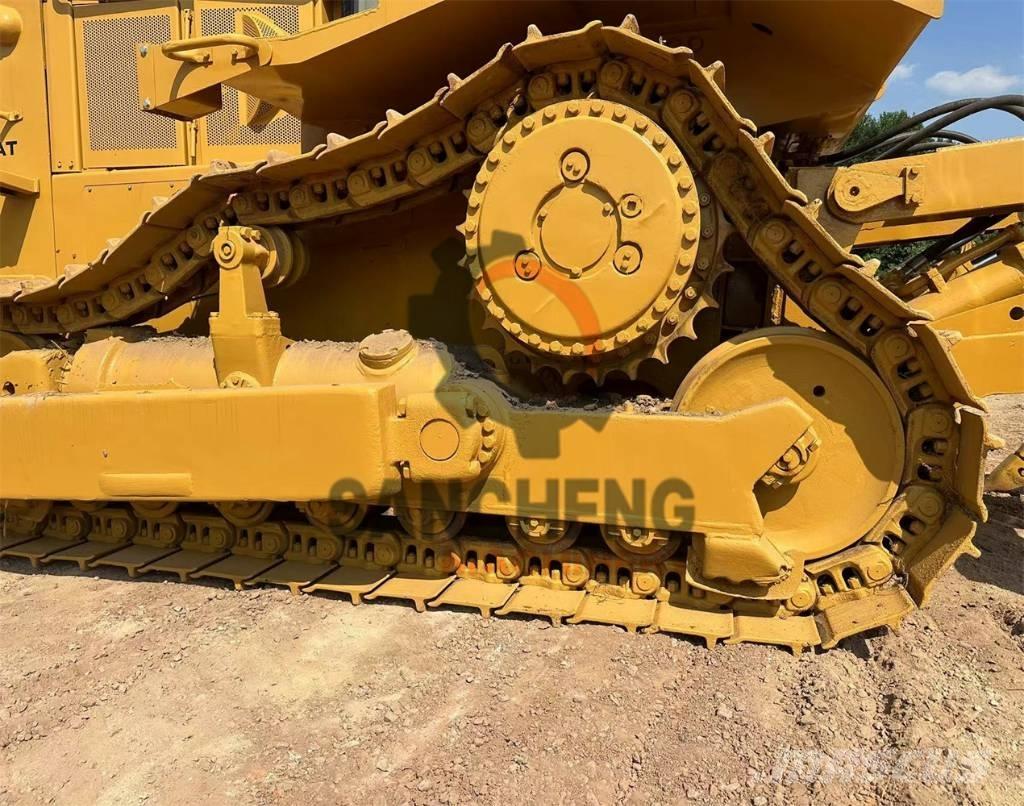CAT D 8 R Bouteurs sur chenilles