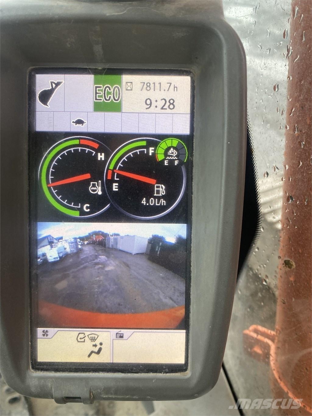 Hitachi 130-6 Pelle sur chenilles