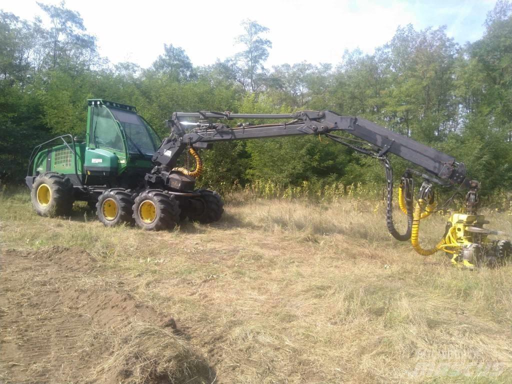 John Deere 1070 D Abatteuse