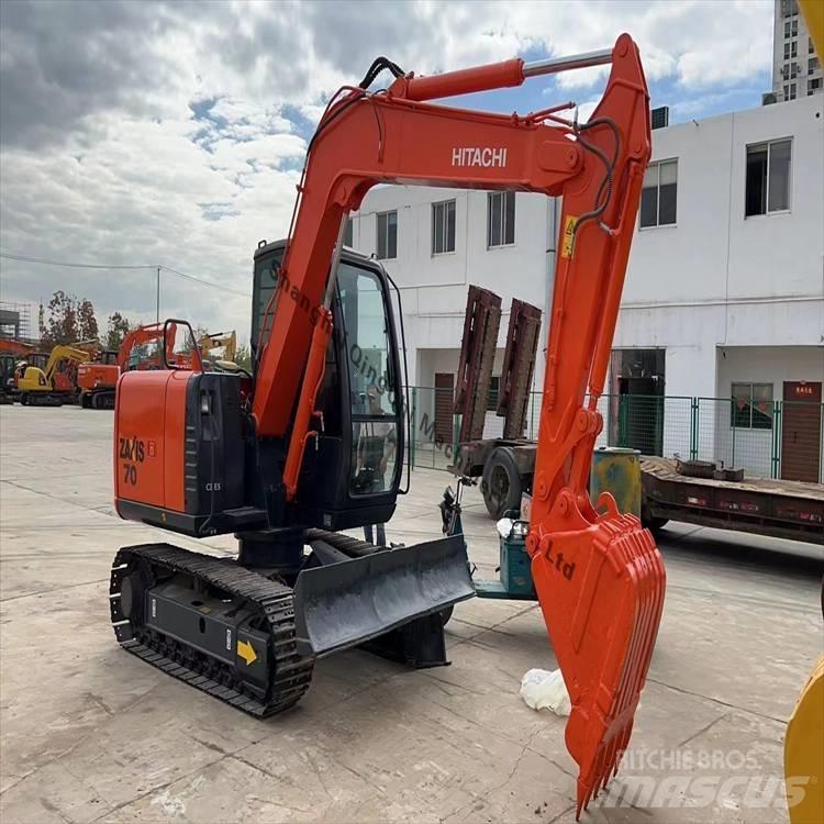 Hitachi zx70 Pelle sur chenilles