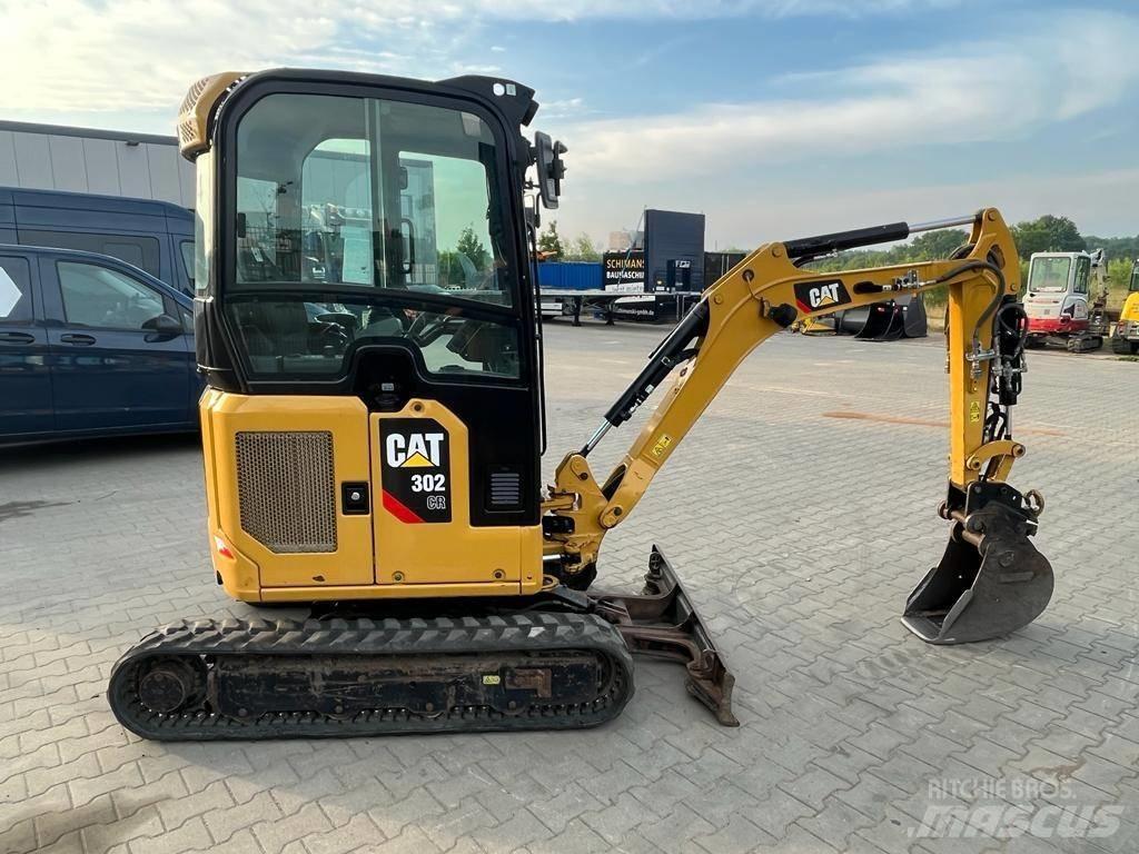 CAT 302 Mini pelle < 7t