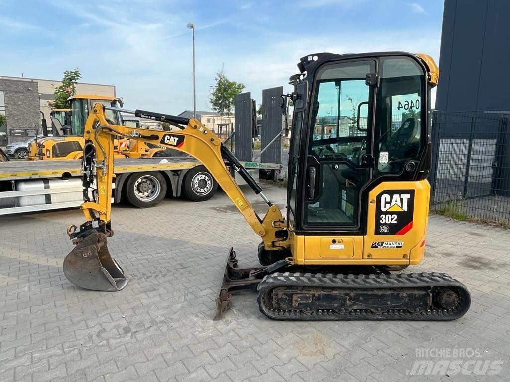 CAT 302 Mini pelle < 7t