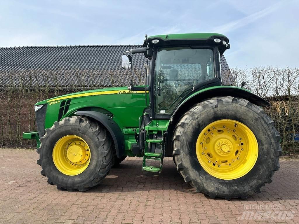John Deere 8335R Tracteur