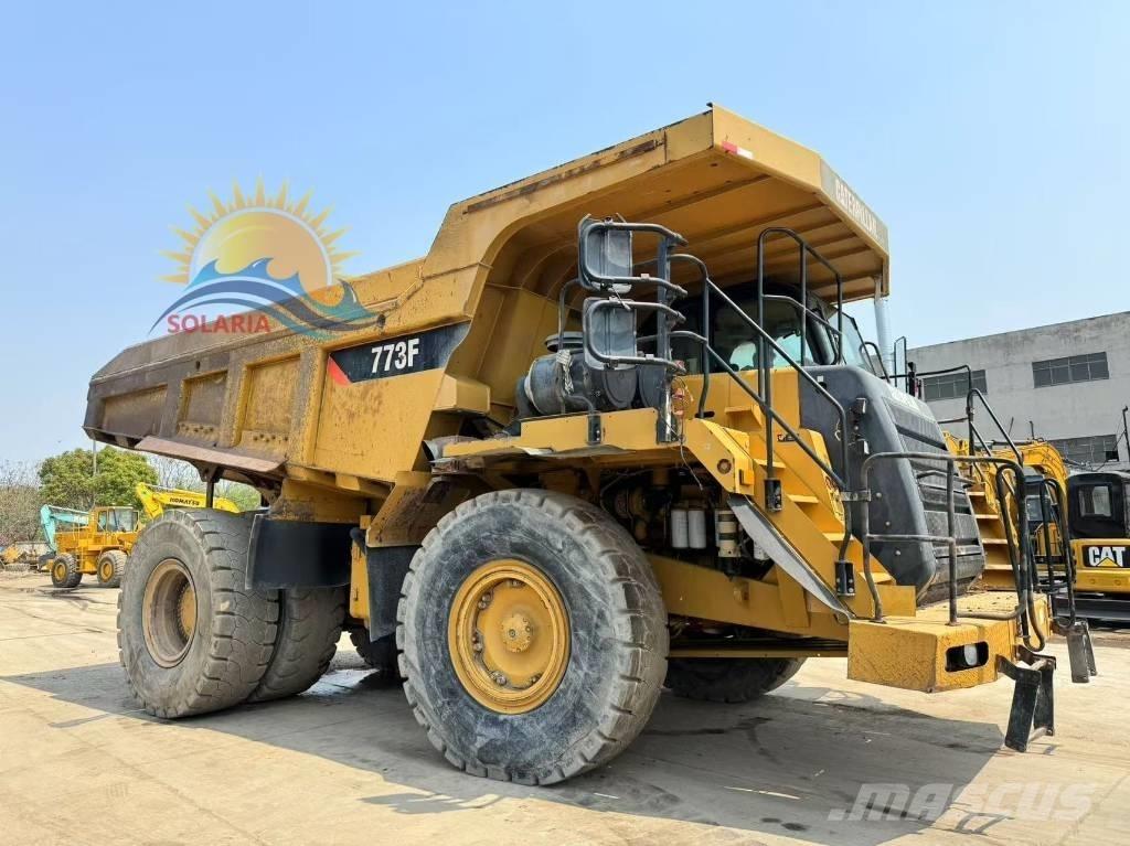 CAT 773 F Tombereau articulé