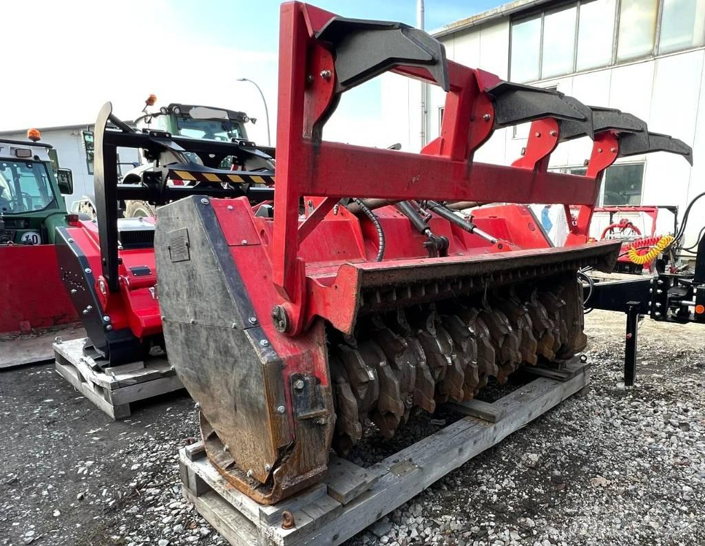 Prinoth AHWI M700 Broyeur forestier