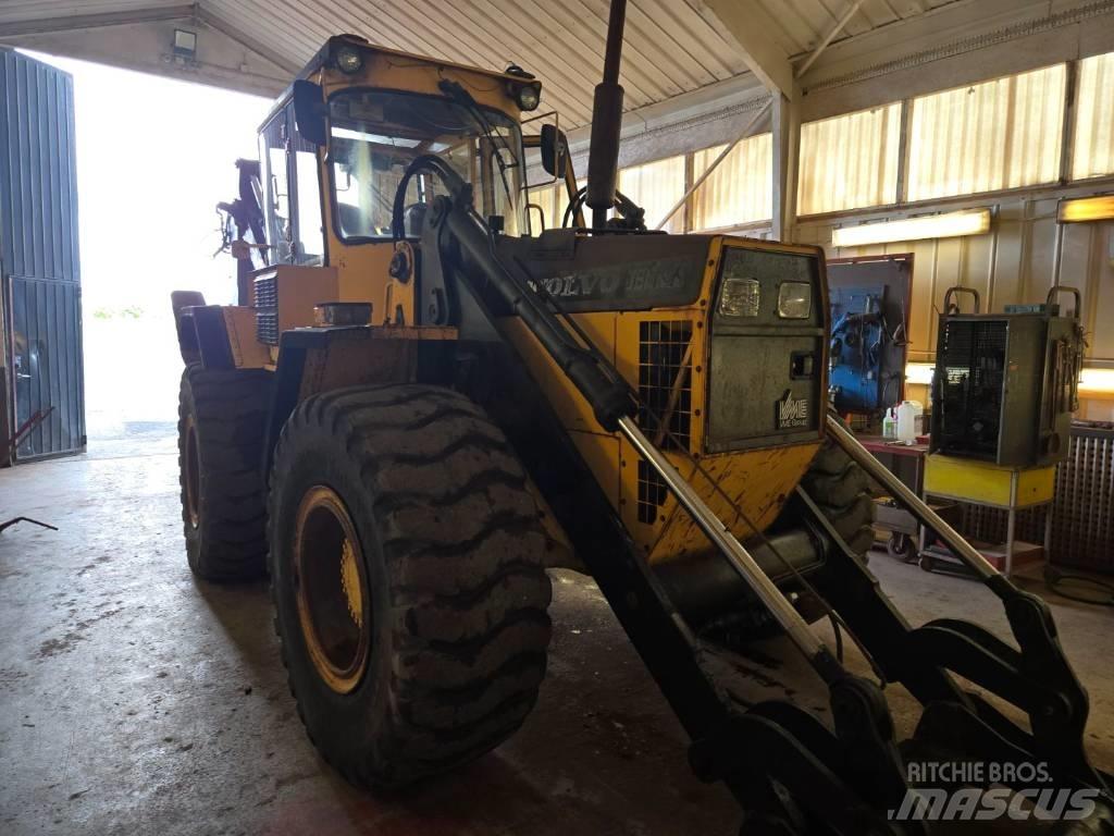 Volvo BM 6300 6300 Tractopelle