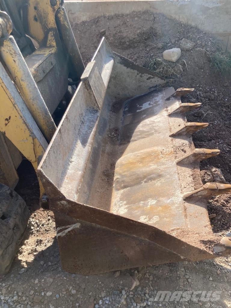 Komatsu CK 30-1 Mini chargeuse
