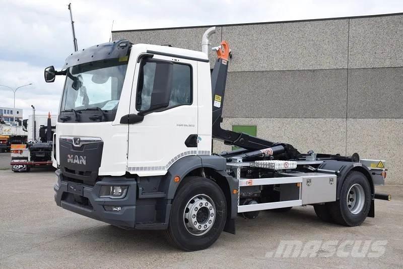 MAN TGM 18.320 Camion ampliroll