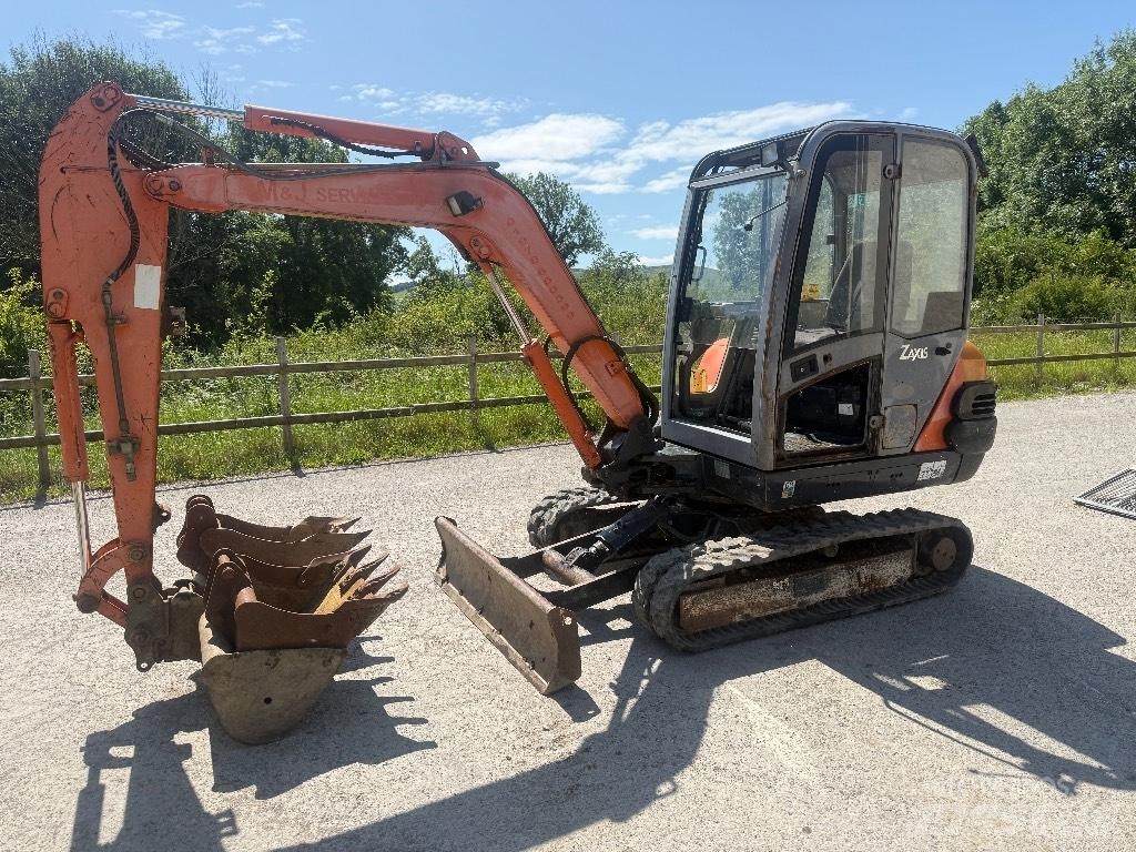 Hitachi ZX30 Mini pelle < 7t