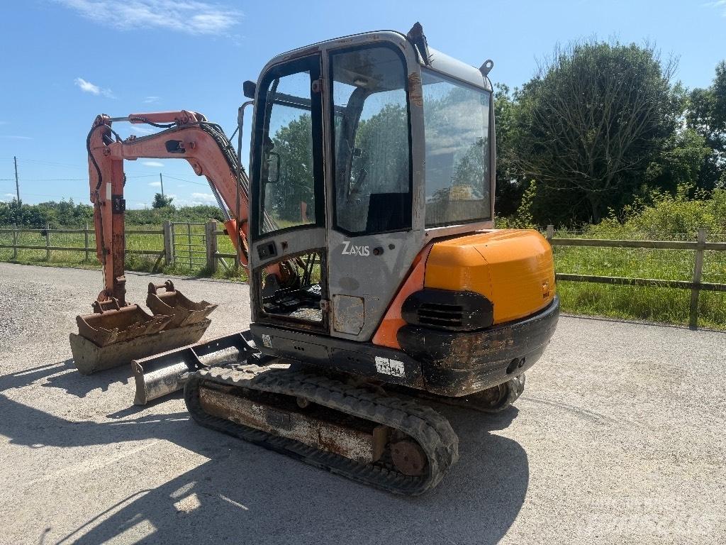 Hitachi ZX30 Mini pelle < 7t